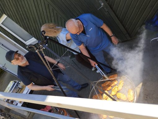Es wurden fleißig Steaks gegrillt
