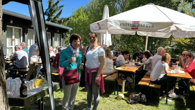 Unsere Chorleiterin Silke mit ihrer Mutter